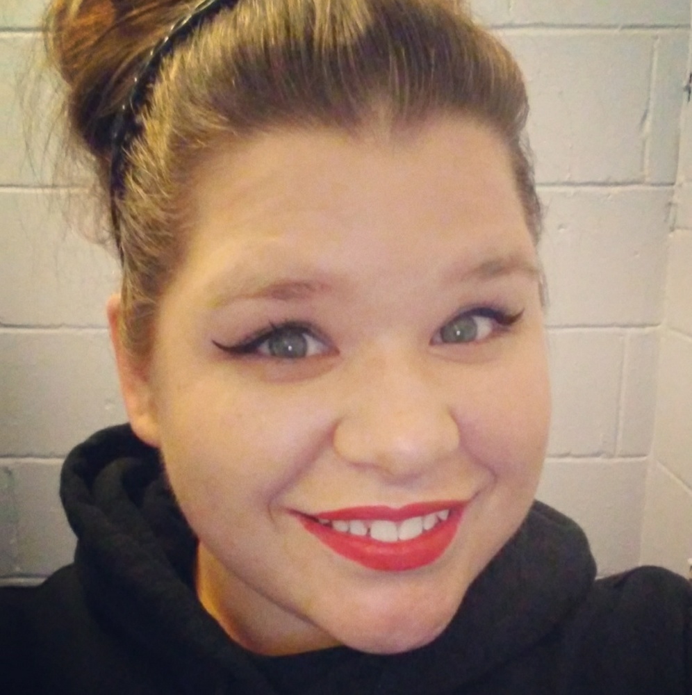 Meet your Posher, Stephanie